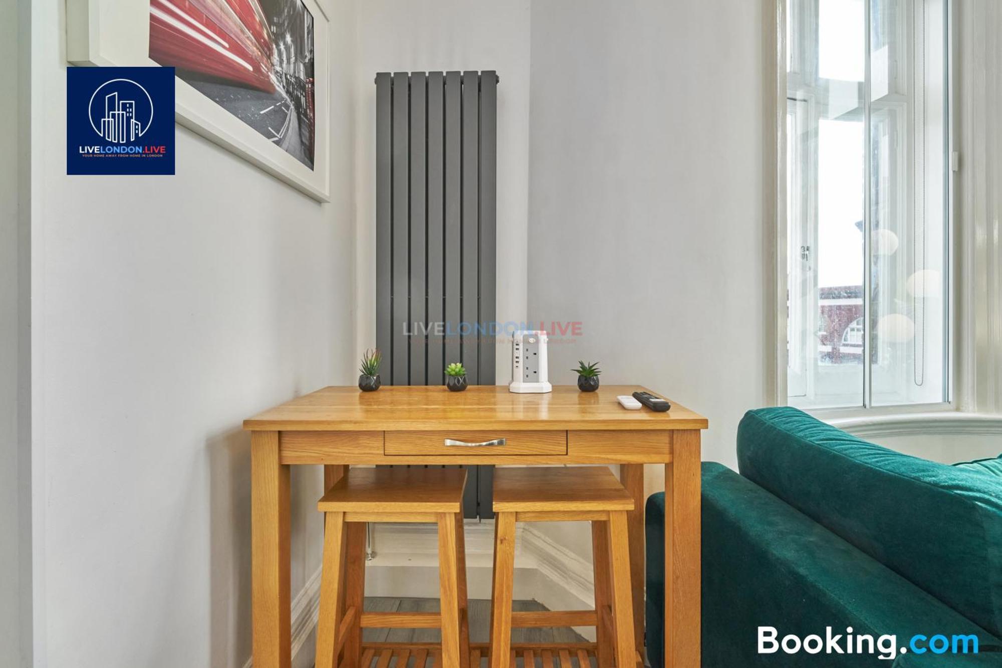Last-Minute Specials L Sleeps Up To 4 Guests L One-Bedroom Apartment With King Bed And High Ceilings Near Camden By Live London Short Lets & Serviced Accommodation Londres Exterior foto
